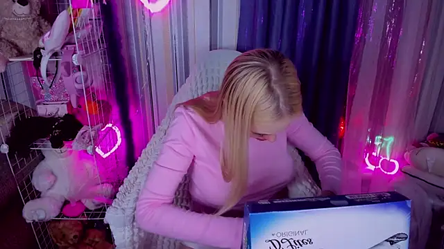 CeaneLino online show from 04.01.26