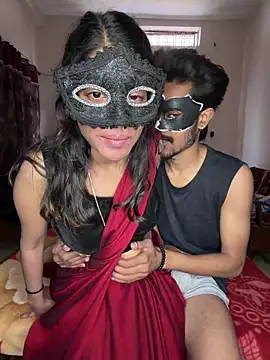 Snapshot of Lovebirdss chatting on 01.19.26 Lovebirdss online show from 01.19.26