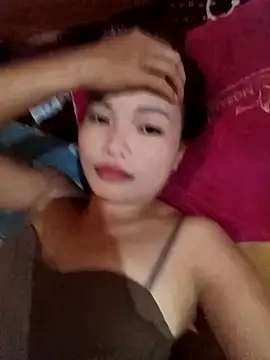 Snapshot of Rabbit-small chatting on 10.16.25 Rabbit-small online show from 10.16.25