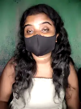 Snapshot of World_Top_Girl chatting on 11.02.25 World Top Girl online show from 11.02.25