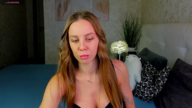 Verona Brens online show from 12.17.25