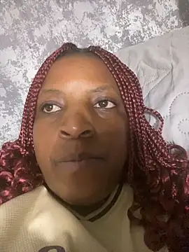 Snapshot of Linae1234 chatting on 11.12.25 Linae1234 online show from 11.12.25