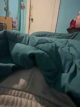 Snapshot of Steven-1989 chatting on 11.18.25 Steven-1989 online show from 11.18.25