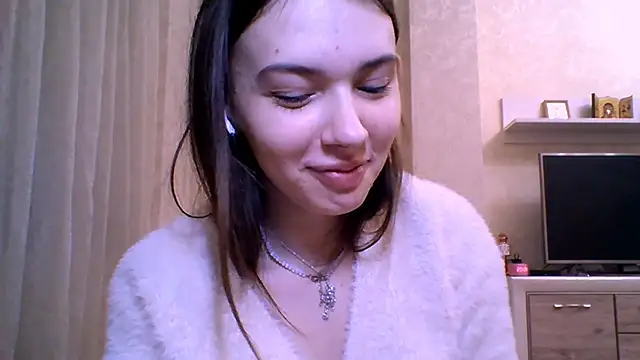 CeyaLier online show from 03.25.26