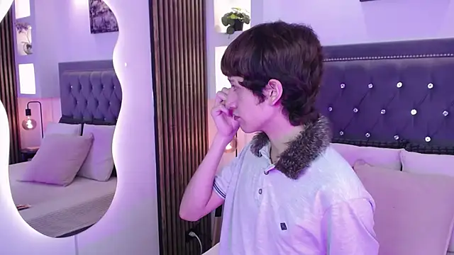 Emo Boy  online show from 05.11.26