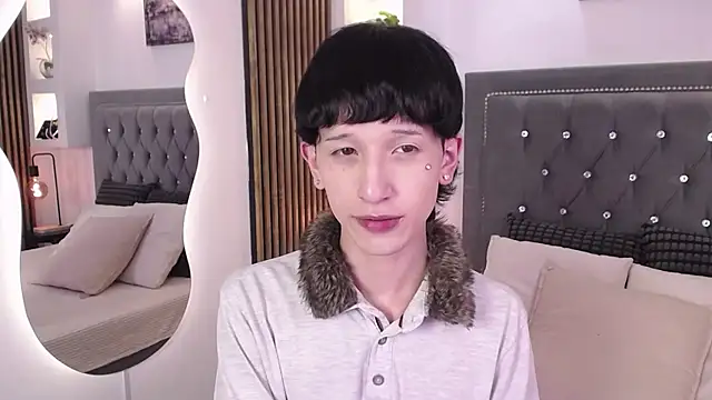 Emo Boy  online show from 05.23.26