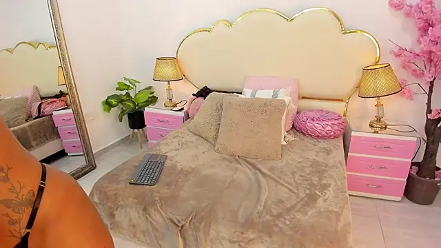  NinaFox  online show from 07.14.26