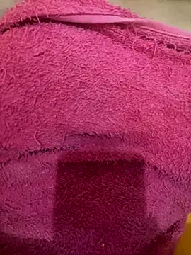 Snapshot of oralin chatting on 10.26.25 oralin online show from 10.26.25