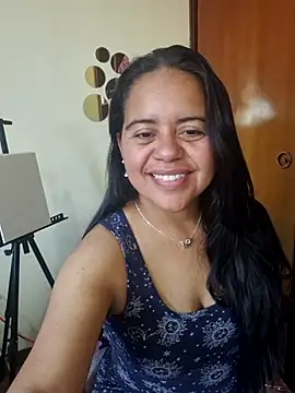 Snapshot of Miss__kendra_ chatting on 10.20.25 Miss  kendra  online show from 10.20.25