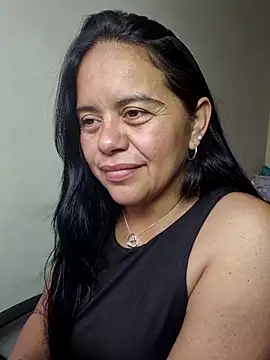 Miss  kendra  online show from 11.16.25