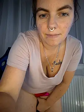 Snapshot of GeilesLuder36 chatting on 10.14.25 GeilesLuder36 online show from 10.14.25