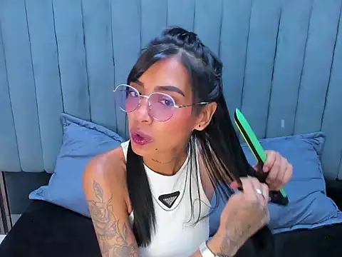 KarlaSlutSkinny   online show from 04.08.26