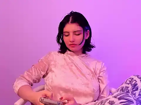 Snapshot of tedejamaica chatting on 10.25.25 tedejamaica online show from 10.25.25