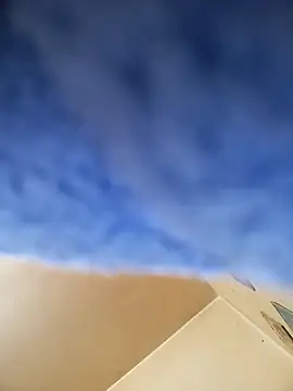 Snapshot of Alexelli40 chatting on 10.21.25 Alexelli40 online show from 10.21.25