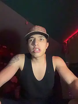 Snapshot of pabonsito2 chatting on 10.28.25 pabonsito2 online show from 10.28.25