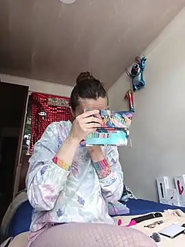 Snapshot of Lucy_colee chatting on 11.21.25 Lucy colee online show from 11.21.25