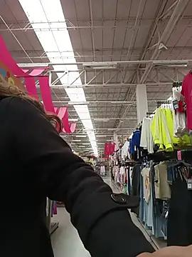 Snapshot of Lucy_colee chatting on 02.18.26 Lucy colee online show from 02.18.26