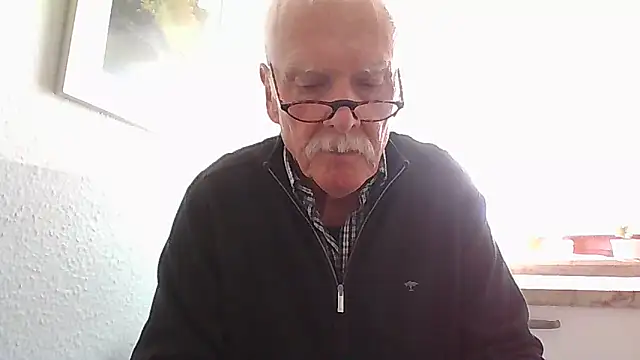 super-snoopy online show from 04.07.26