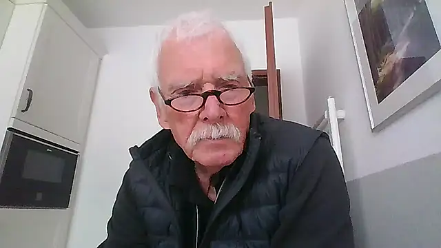 super-snoopy online show from 04.17.26