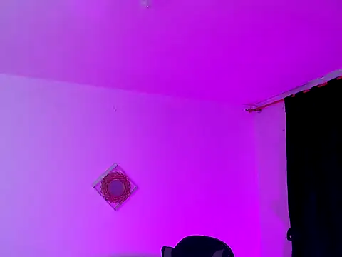 Snapshot of sofia__666 chatting on 10.20.25 sofia  666 online show from 10.20.25