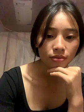 Snapshot of Han-han123 chatting on 10.23.25 Han-han123 online show from 10.23.25
