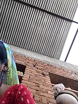 Snapshot of Co_punam chatting on 10.08.25 Co punam online show from 10.08.25