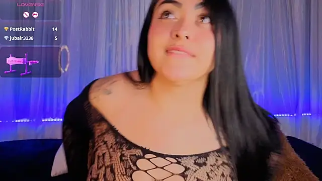 Victoria Jonhss online show from 04.08.26