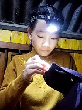 gio-thu online show from 11.08.25