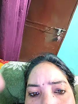 Snapshot of Ekta_bhabhi99 chatting on 10.18.25 Ekta bhabhi99 online show from 10.18.25