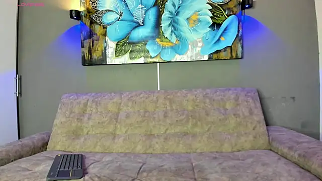 Snapshot of Amber_Mateus chatting on 10.09.25 Amber Mateus online show from 10.09.25