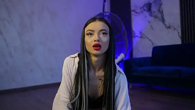 RachelRavee online show from 03.15.26