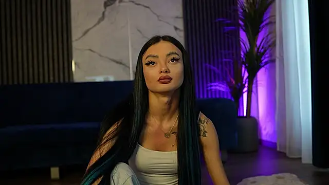 RachelRavee online show from 04.22.26