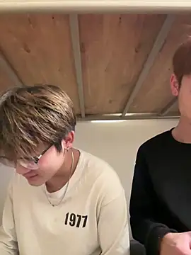 KK-cuteboy online show from 12.05.25