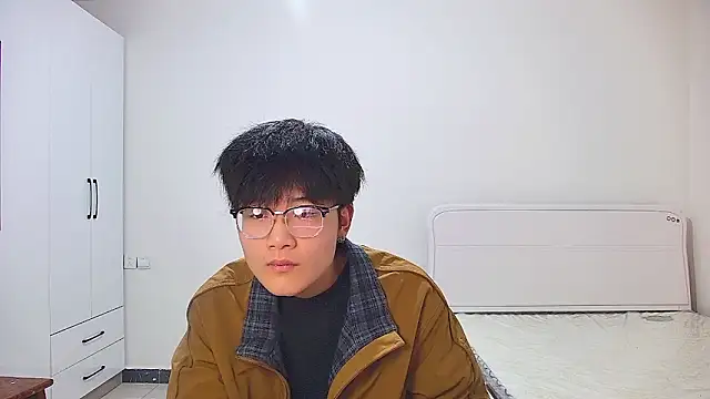Snapshot of KK-cuteboy chatting on 05.08.26 KK-cuteboy online show from 05.08.26
