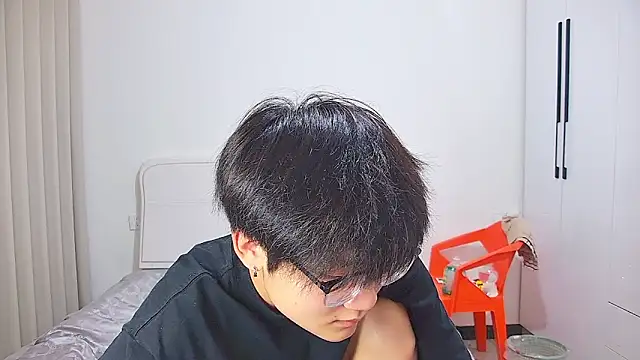 Snapshot of KK-cuteboy chatting on 05.28.26 KK-cuteboy online show from 05.28.26