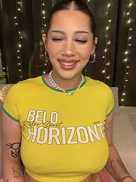 LoraShines online show from 05.22.26