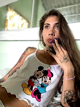 casalskunk online show from 11.23.25