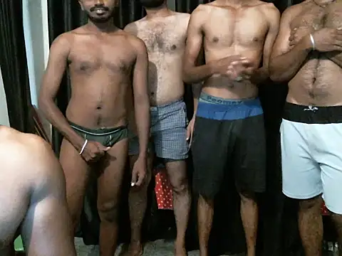 Snapshot of indianmcv25 chatting on 10.31.25 indianmcv25 online show from 10.31.25