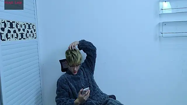 sexyboy-lele online show from 10.14.25