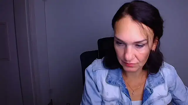 Rosie Rosee online show from 12.22.25