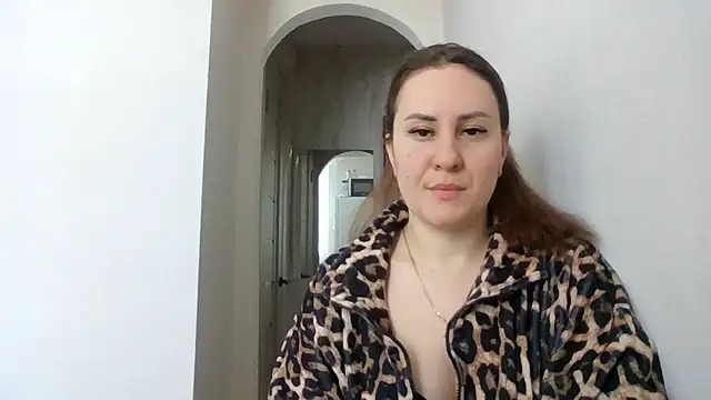 Snapshot of MeadowEyes chatting on 02.17.26 MeadowEyes online show from 02.17.26