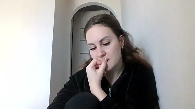 Snapshot of MeadowEyes chatting on 03.31.26 MeadowEyes online show from 03.31.26