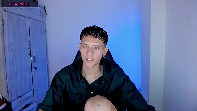 tylernova online show from 04.19.26