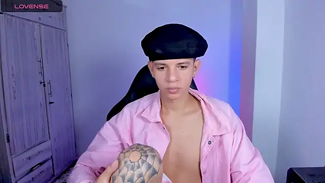 tylernova online show from 05.14.26