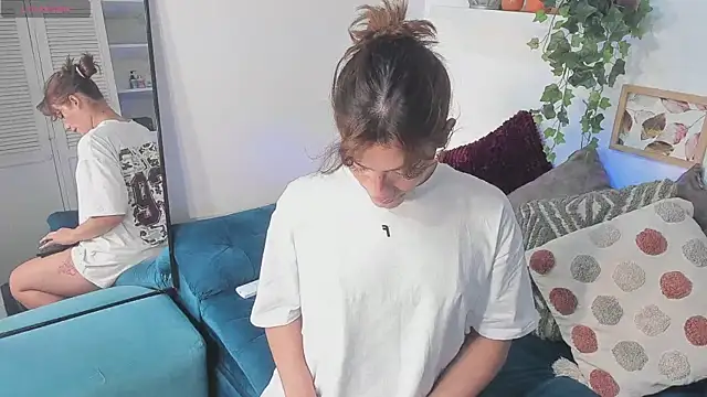 KassMonroe online show from 12.05.25