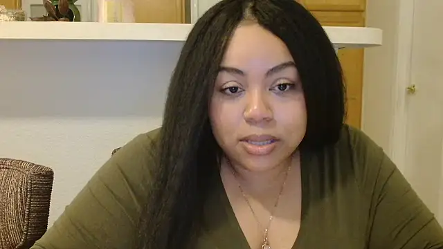 Snapshot of KalaniRose chatting on 10.22.25 KalaniRose online show from 10.22.25