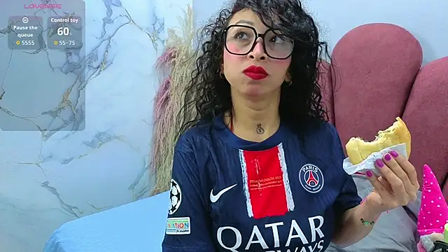 CHIARAJJONES online show from 11.26.25