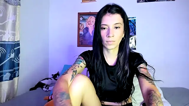 Adeline444 online show from 10.19.25