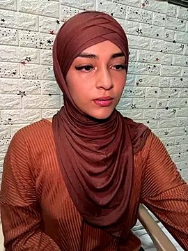 Snapshot of CelestSkyy chatting on 11.05.25 CelestSkyy online show from 11.05.25