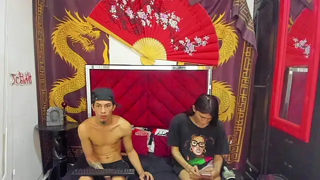 Pride couple online show from 12.19.25